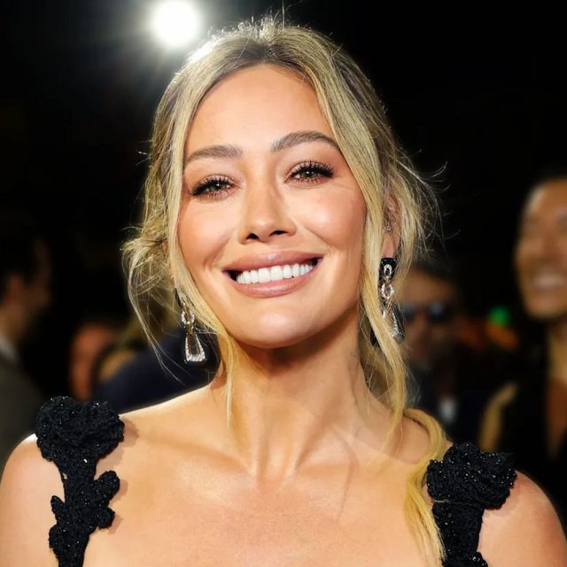 Гіларі Дафф ностальгує за «дикішими часами» у новому треку «Roommates»