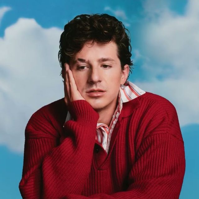 Charlie Puth випустив емоційний сингл «Cry» за участю легендарного Kenny G